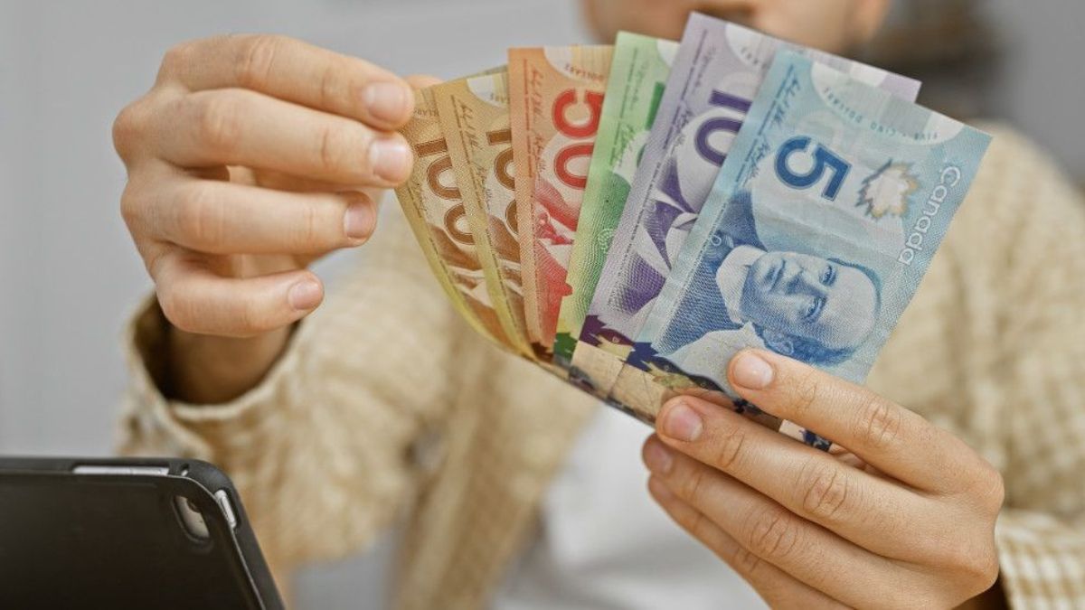 CRA Confirms Up to $8986 Refund in 2025